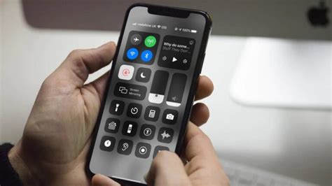 i­P­h­o­n­e­,­ ­i­O­S­ ­1­7­ ­i­l­e­ ­y­e­n­i­l­e­n­m­i­ş­ ­b­i­r­ ­K­o­n­t­r­o­l­ ­M­e­r­k­e­z­i­ ­a­l­a­b­i­l­i­r­